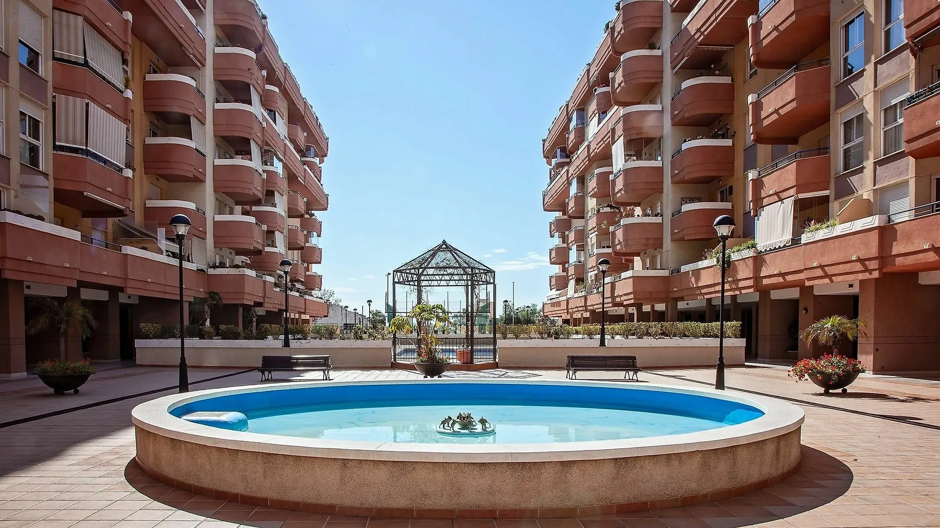 Apart. Con Piscina Frente Al Mar Malaga