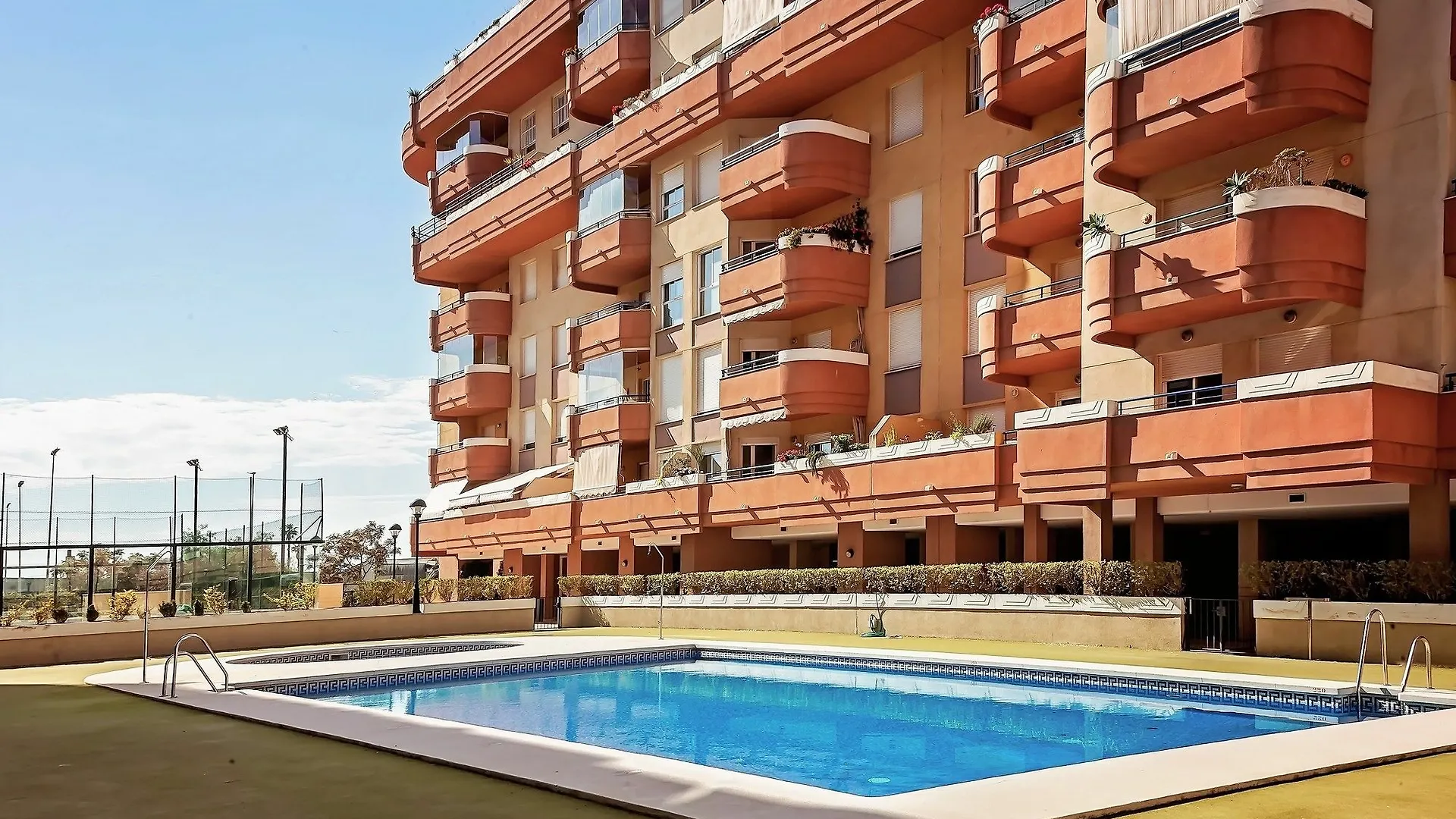 Apart. Con Piscina Frente Al Mar Malaga